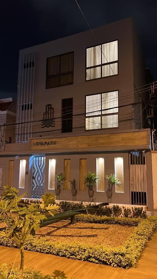 Nova Park Hotel Guayaquil Exterior foto